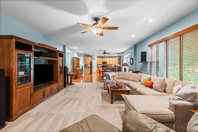 6250 Avebury Court, Hamilton Twp, OH 45152