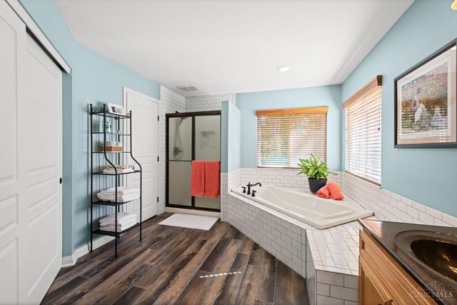 6250 Avebury Court, Hamilton Twp, OH 45152