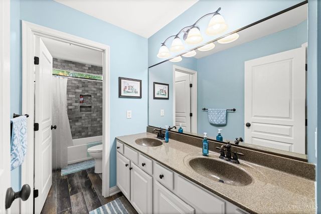 6250 Avebury Court, Hamilton Twp, OH 45152