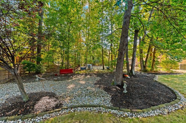 6250 Avebury Court, Hamilton Twp, OH 45152