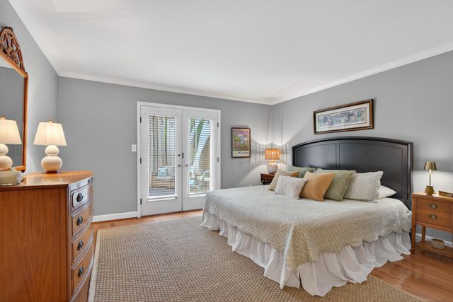 2063 Manor Drive, Lexington, KY 40502