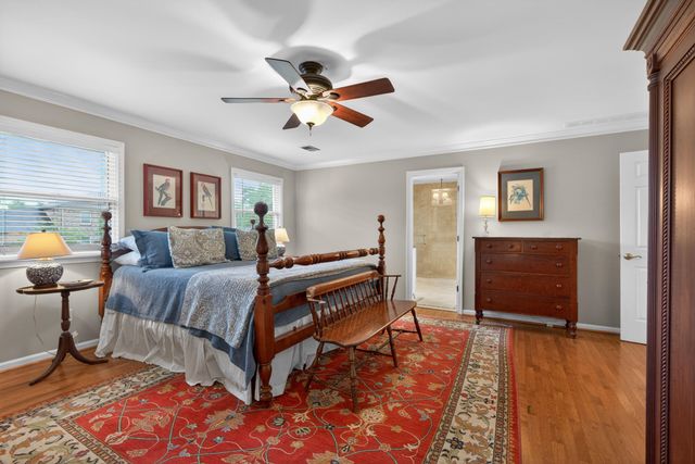 2063 Manor Drive, Lexington, KY 40502