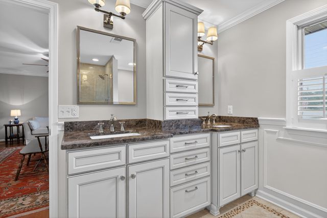 2063 Manor Drive, Lexington, KY 40502