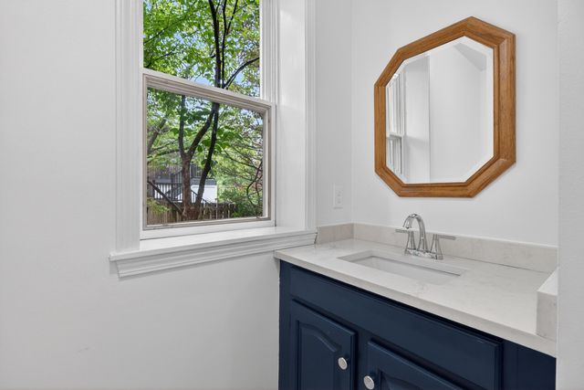 2063 Manor Drive, Lexington, KY 40502