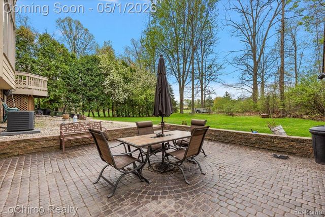 14382 Knightsbridge Drive, Shelby Charter Township, MI 48315