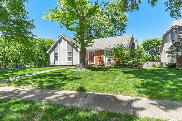 10941 Nieman Road, Overland Park, KS 66210
