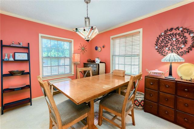 10941 Nieman Road, Overland Park, KS 66210