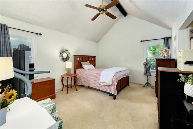 10941 Nieman Road, Overland Park, KS 66210