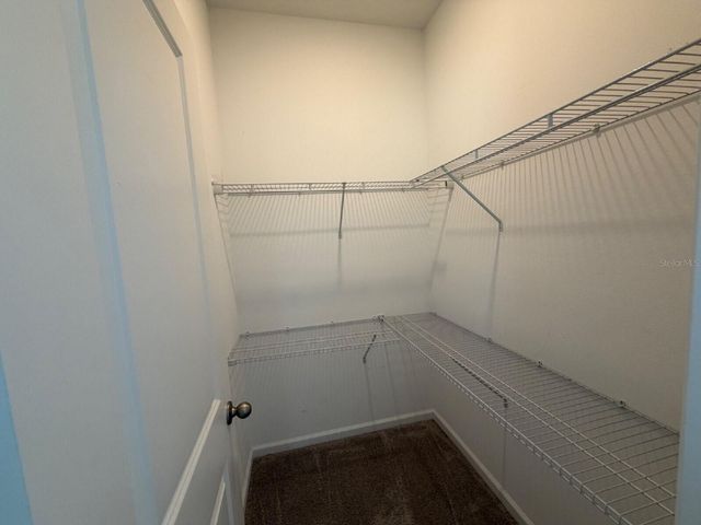 2021 HEMINGWAY CIRCLE, Groveland, FL 34736