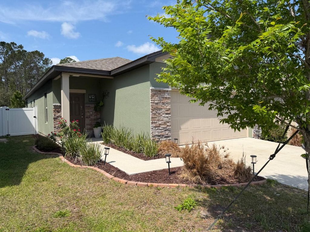 2021 HEMINGWAY CIRCLE, Groveland, FL 34736
