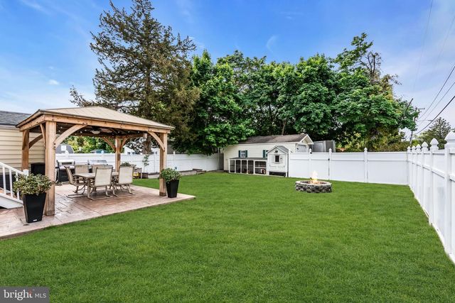 111 CHESTNUT ST, Forked River, NJ 08731