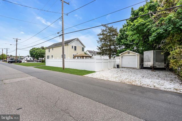 111 CHESTNUT ST, Forked River, NJ 08731
