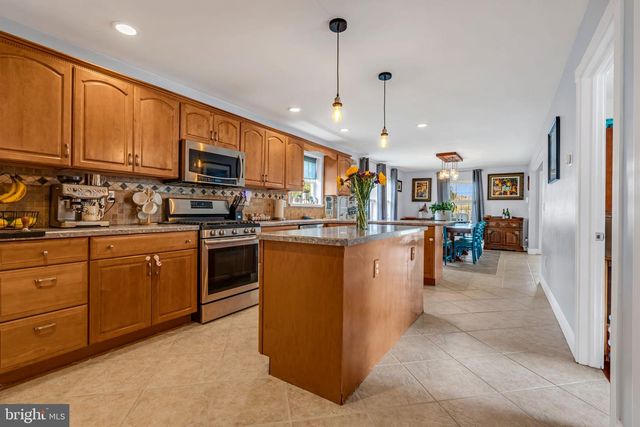 111 CHESTNUT ST, Forked River, NJ 08731
