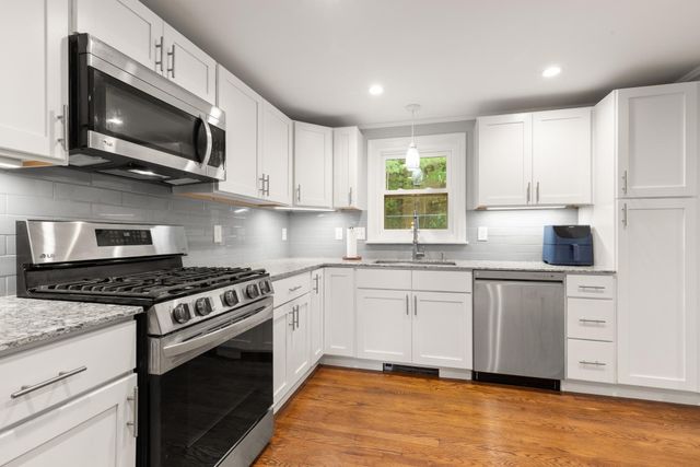 182 Summer St, Maynard, MA 01754