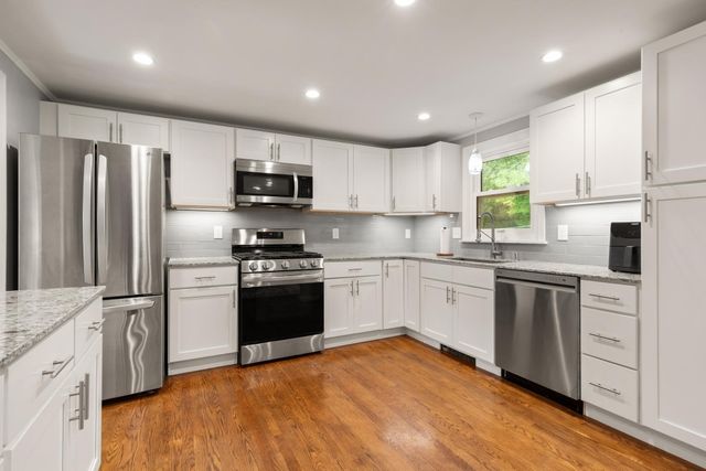 182 Summer St, Maynard, MA 01754