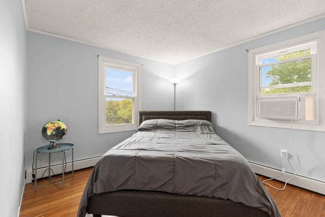 182 Summer St, Maynard, MA 01754