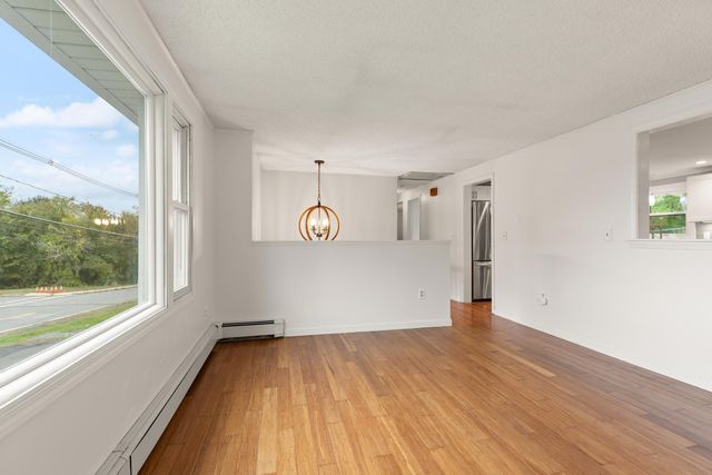 182 Summer St, Maynard, MA 01754