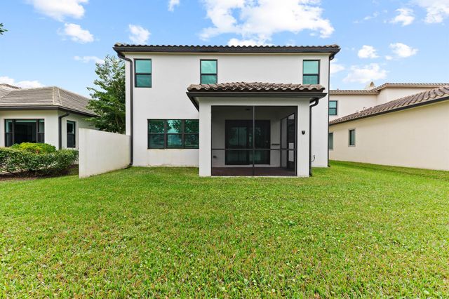 8716 Grand Prix Lane, Boynton Beach, FL 33472