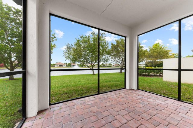 8716 Grand Prix Lane, Boynton Beach, FL 33472