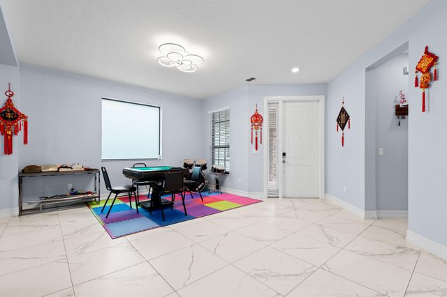 8716 Grand Prix Lane, Boynton Beach, FL 33472