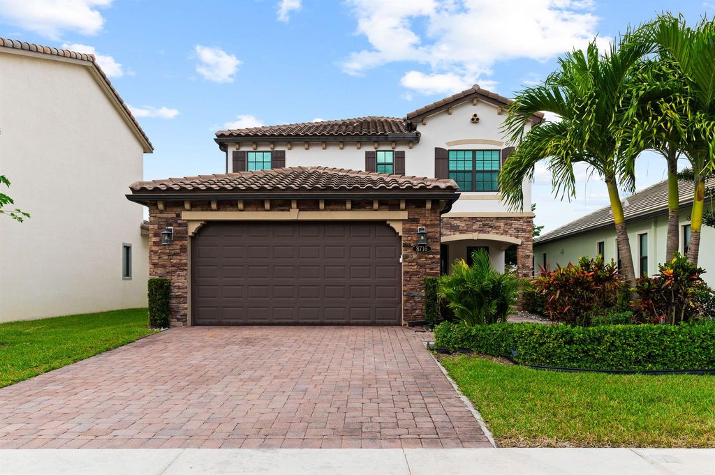 8716 Grand Prix Lane, Boynton Beach, FL 33472