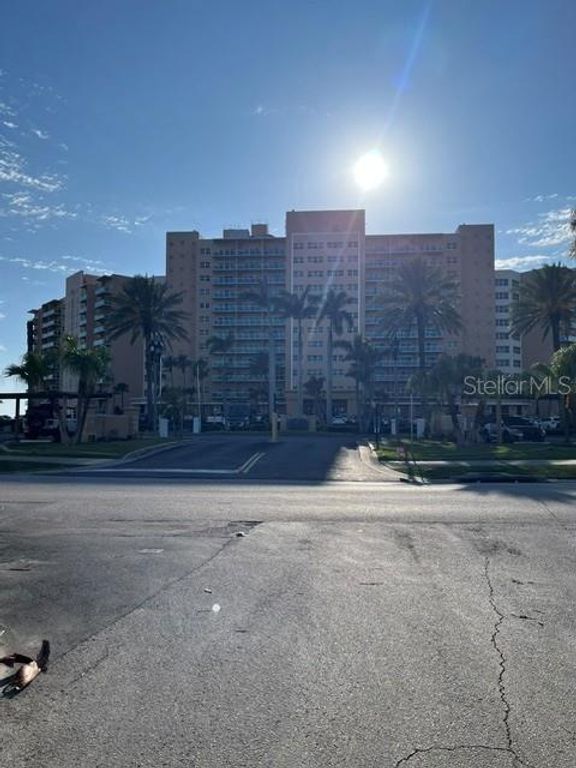 880 MANDALAY AVENUE S713, Clearwater Beach, FL 33767