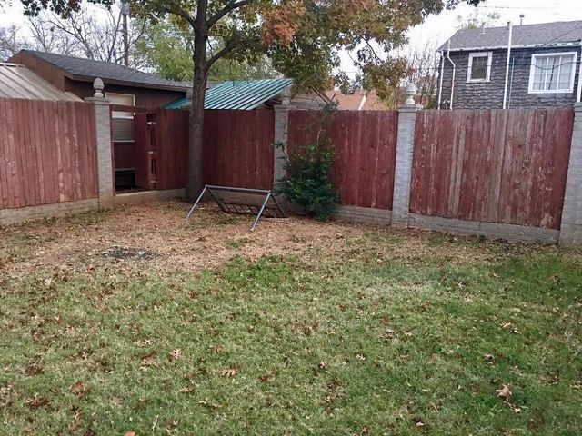 2011 16th Street, Lubbock, TX 79401