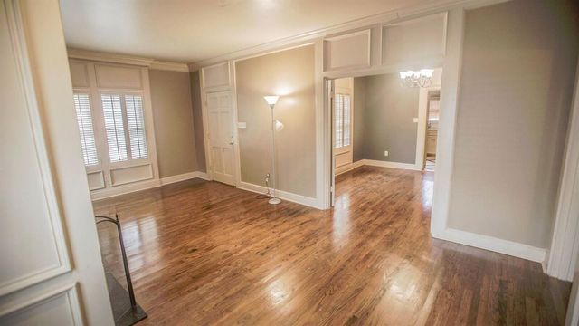 2011 16th Street, Lubbock, TX 79401