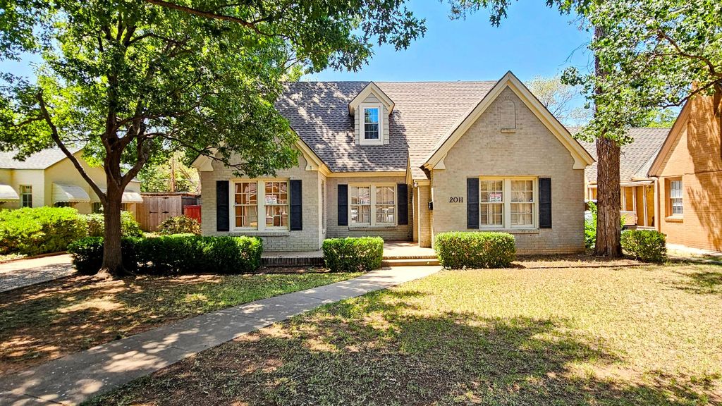 2011 16th Street, Lubbock, TX 79401