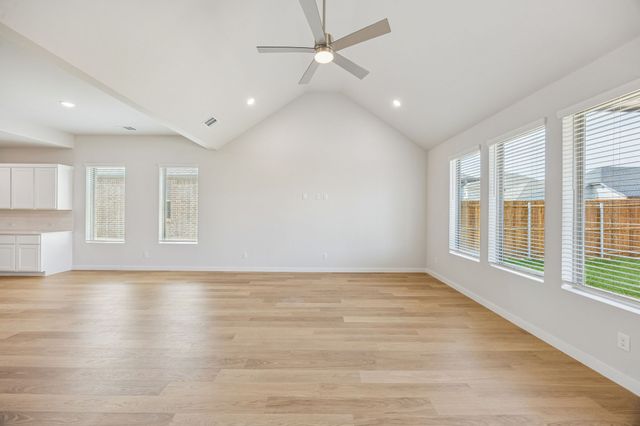 2208 Willowbank Drive, Forney, TX 75126