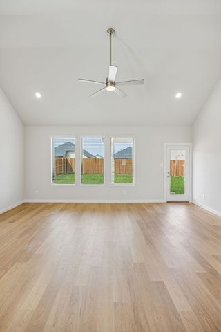 2208 Willowbank Drive, Forney, TX 75126