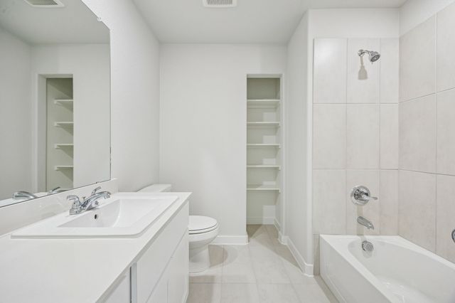 2208 Willowbank Drive, Forney, TX 75126