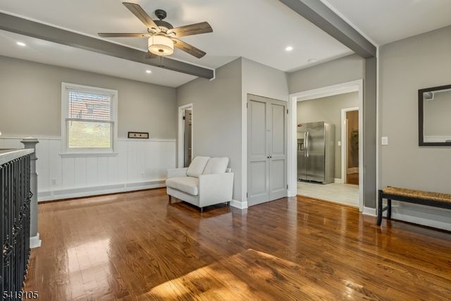 200 Mountain Way, Morris Plains Boro, NJ 07950