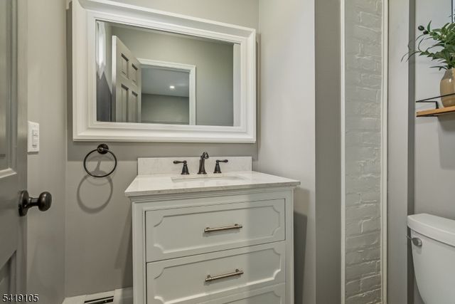 200 Mountain Way, Morris Plains Boro, NJ 07950