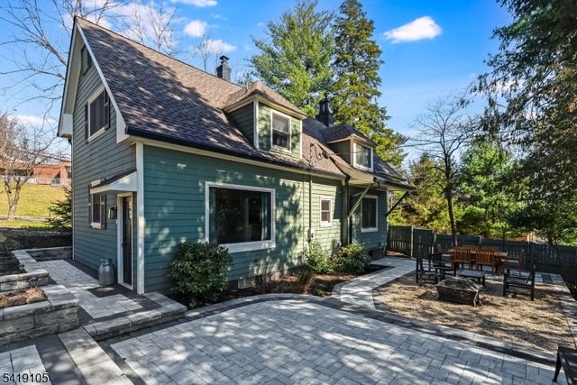 200 Mountain Way, Morris Plains Boro, NJ 07950