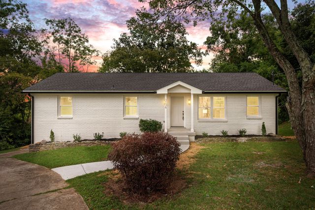 3036 Vistavalley Ct, Nashville, TN 37218