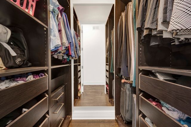 2144 W Erie Street, Chicago, IL 60612