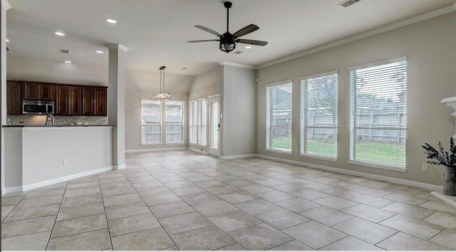 13301 Ravenlake Drive, Pearland, TX 77584