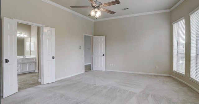13301 Ravenlake Drive, Pearland, TX 77584