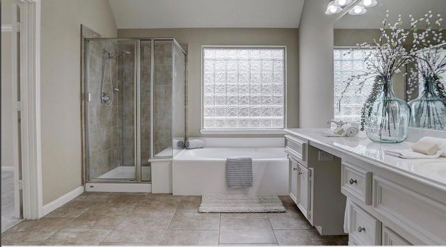13301 Ravenlake Drive, Pearland, TX 77584