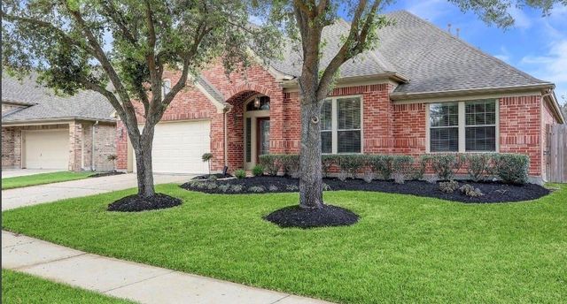 13301 Ravenlake Drive, Pearland, TX 77584