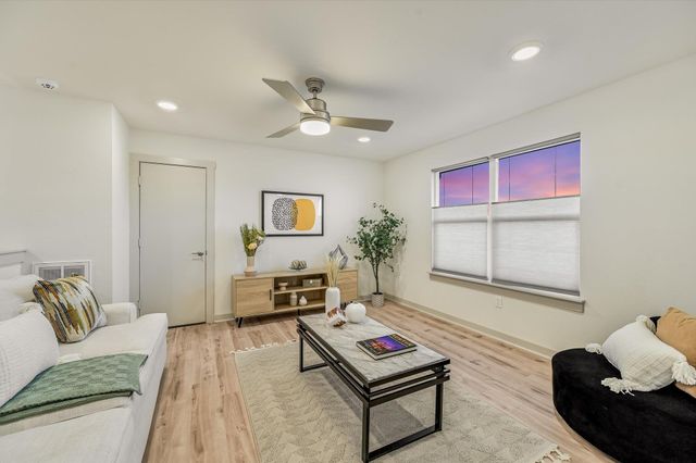 7510 Daves Landing DR, Austin, TX 78724