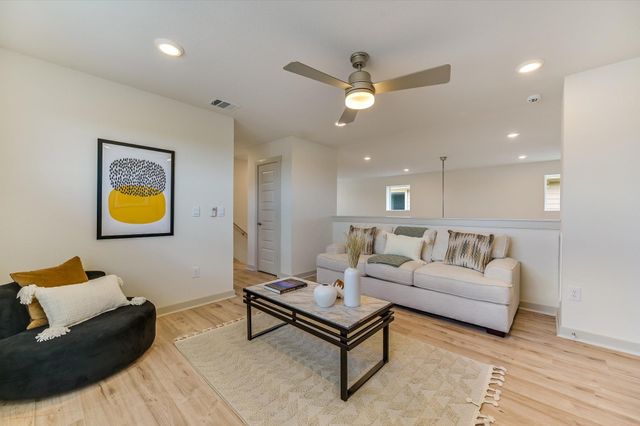7510 Daves Landing DR, Austin, TX 78724