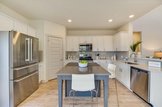 7510 Daves Landing DR, Austin, TX 78724