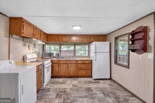 2024 Ball Ground Highway, Canton, GA 30114