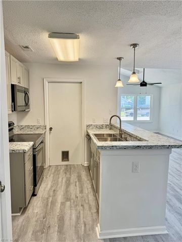 410 Cobblewood ARCH, Chesapeake, VA 23320