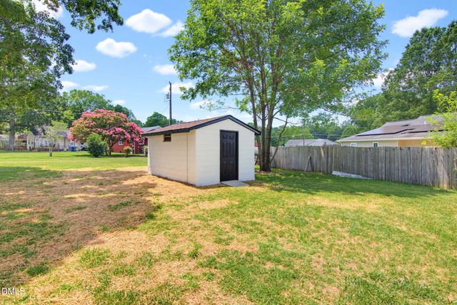 725 Forest Drive, Gibsonville, NC 27249