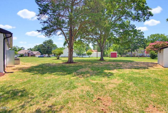 725 Forest Drive, Gibsonville, NC 27249