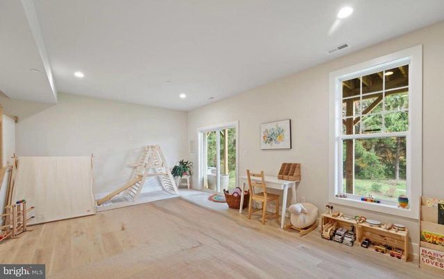 27 LILA LN, Downingtown, PA 19335