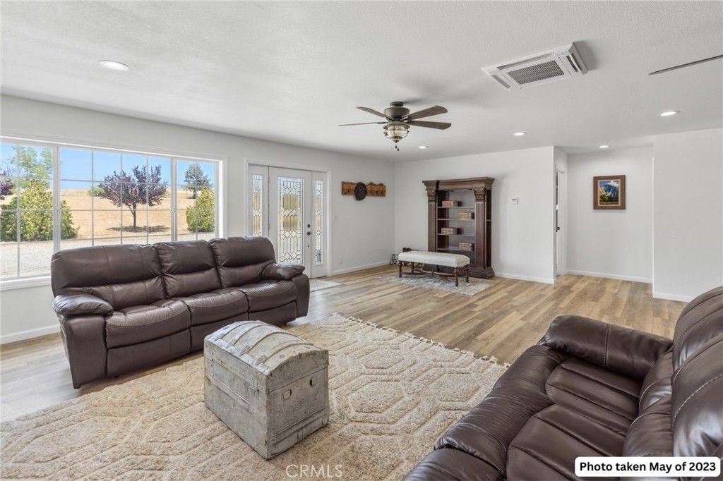 Image 13 of property listing at 5650 Janine Way, Corning, CA 96021